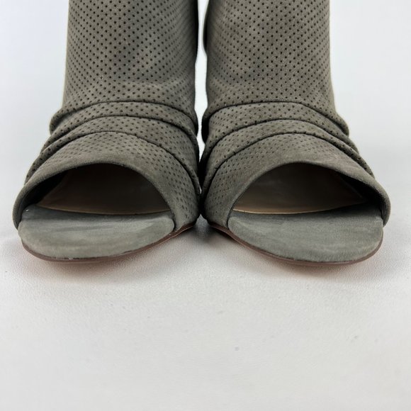 Vince Camuto Womens Kentvi Gray Suede Peep Toe Sandal Bootie Block Heel size 10 - Picture 5 of 16